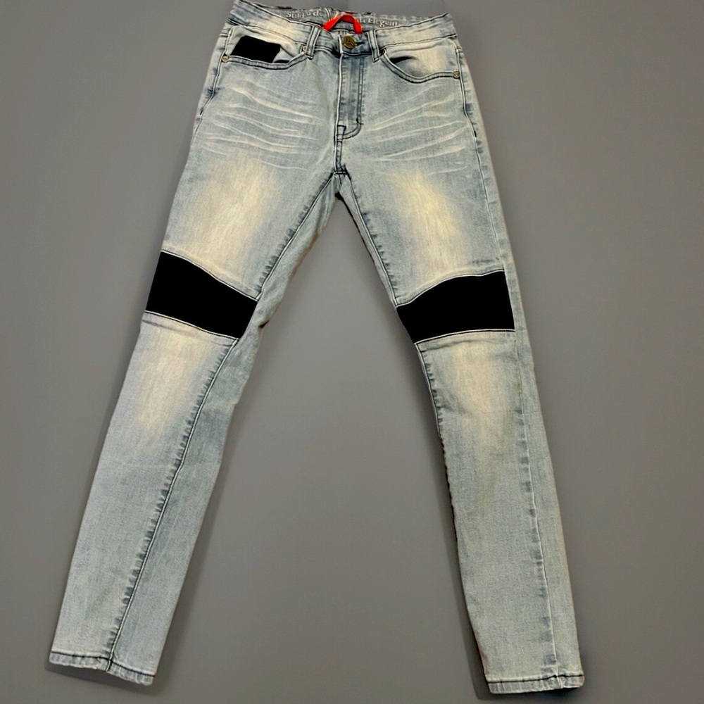 Boys / Men's Blue Jeans Size 28 X 30 Straight leg